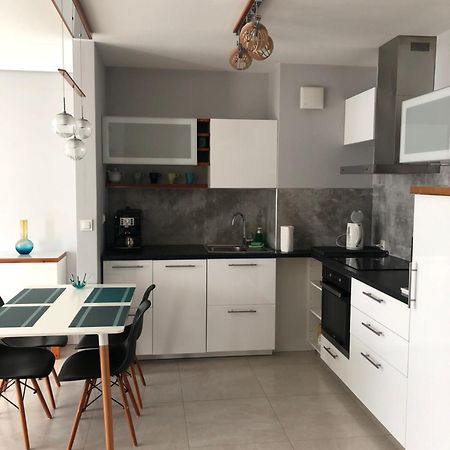 Apartamenty Maja ノヴィ・タルク エクステリア 写真