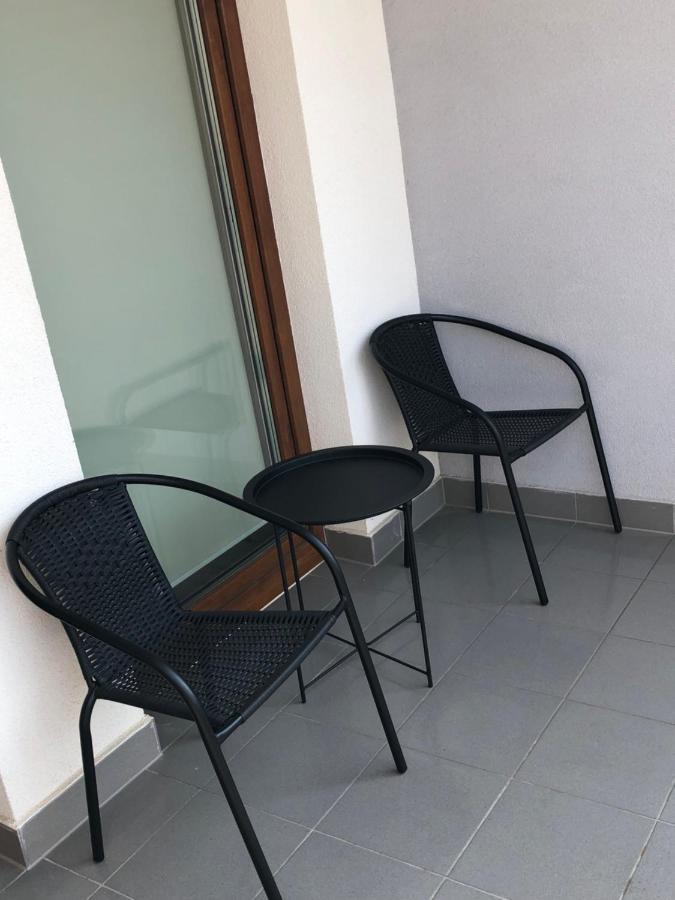 Apartamenty Maja ノヴィ・タルク エクステリア 写真