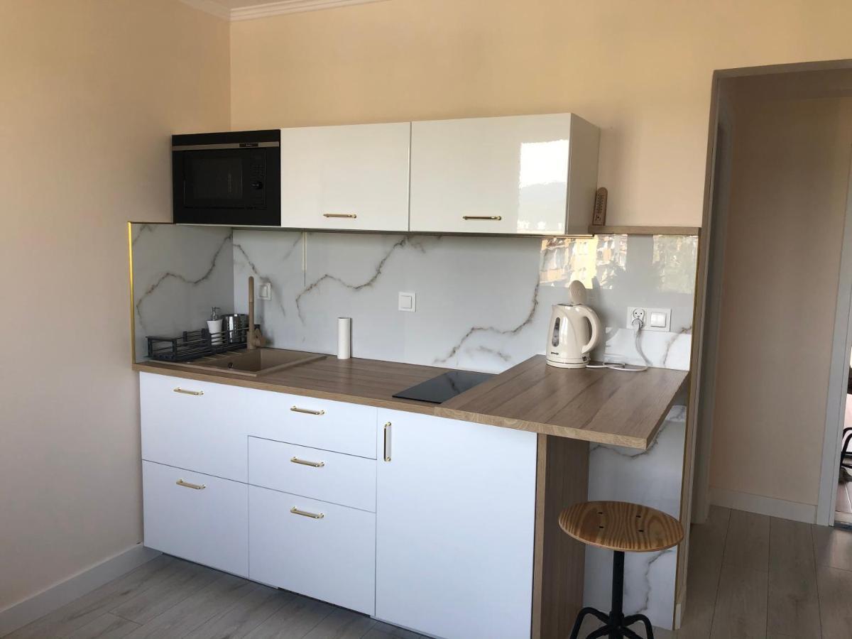 Apartamenty Maja ノヴィ・タルク エクステリア 写真