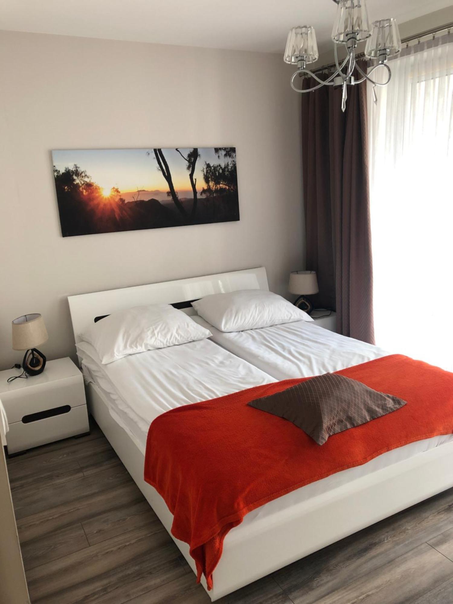 Apartamenty Maja ノヴィ・タルク エクステリア 写真